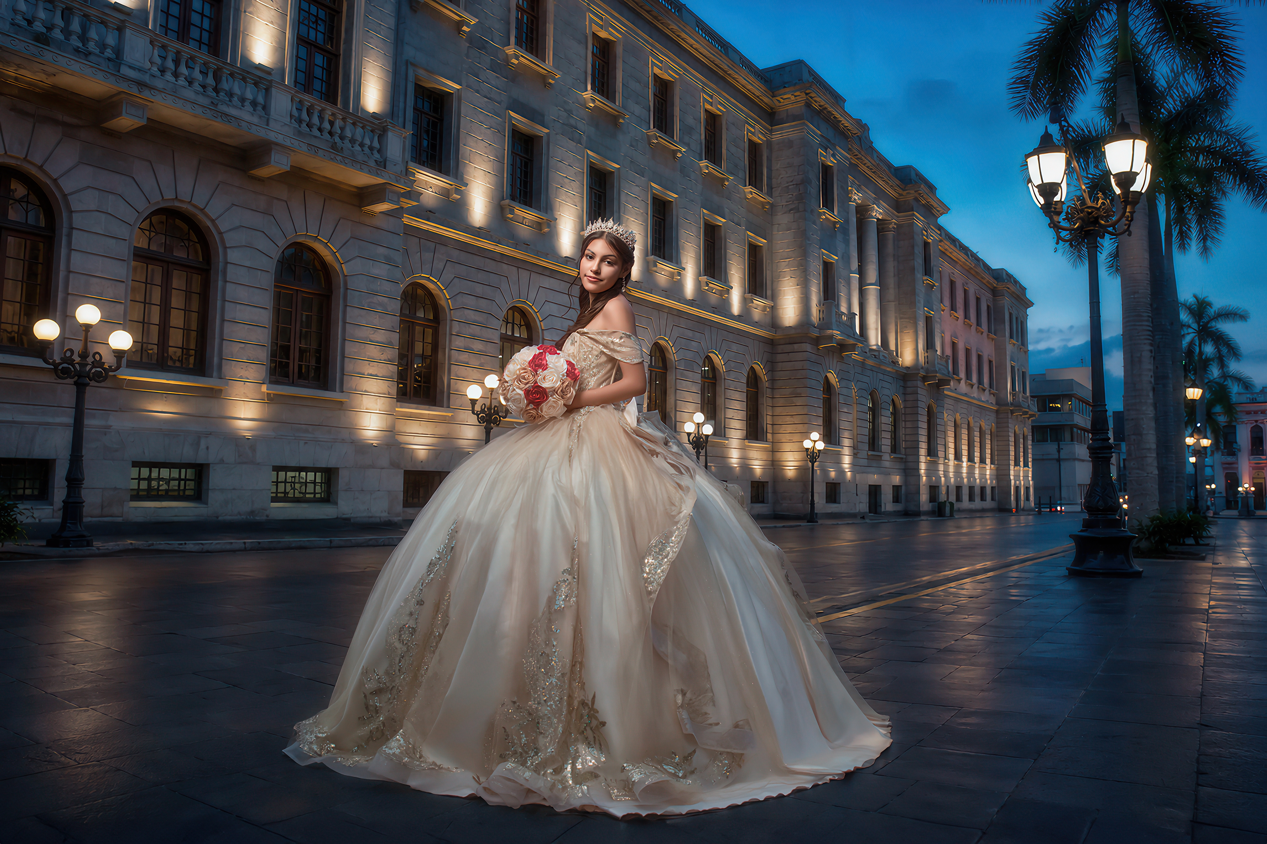Isabella frente al palacio iluminado